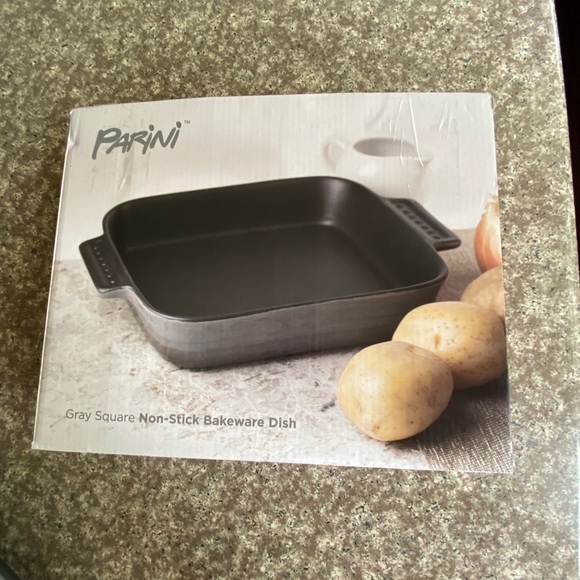 PARINI Restaurant Equipment Supply Parini Gray Square Non-stick Bakeware Dish 9" - Picture 2 of 14